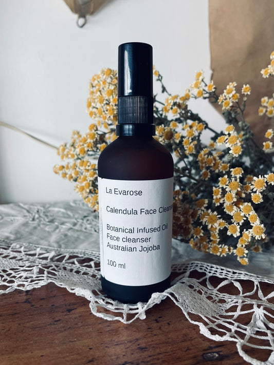 Gentle Facial Cleansing Oil

Calendula Essential-Oil-Free · Oil-to-Milk.